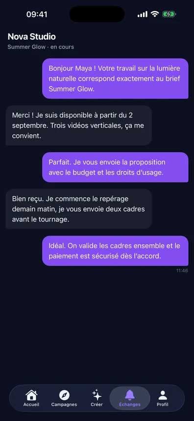 Écran AVYOR : conversation de collaboration